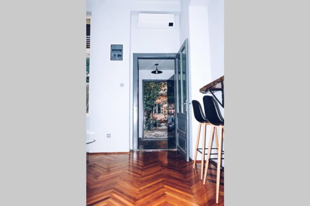 ☆Modern High Ceiling Apartment - Heart Of The City Oradea Exterior foto